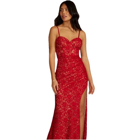 Strapless Lace Red Wedding Gown Dress| Slit Lace Prom Dress| - Picture 1 of 16